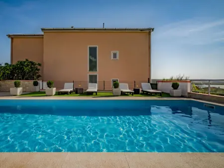 Melandura – Maison 12 chambres, piscine privée, vue mer : photo 31