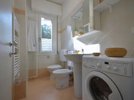Appartement Elisabeth – piscine et plage à 900 m, Lignano Pineta : photo 12