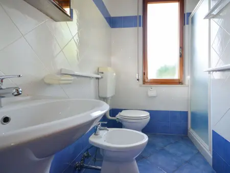 Appartement Elisabeth – piscine et plage à 900 m, Lignano Pineta : photo 13
