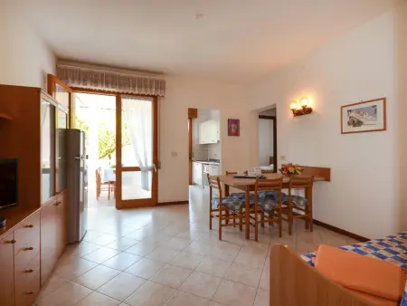Appartement Elisabeth – Lignano Pineta, piscine et plage à 900 m : photo 8