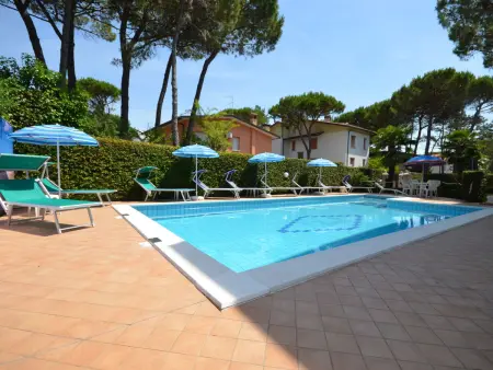 Appartement Elisabeth – Lignano Pineta, piscine et plage à 900 m : photo 25