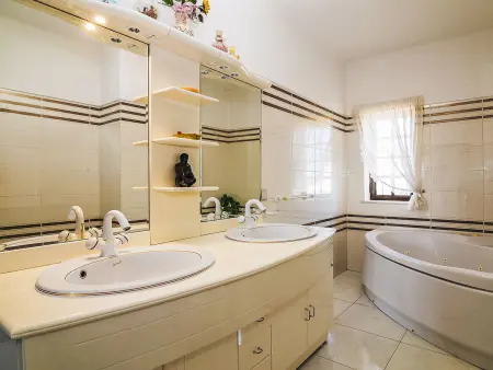 Villa Quinta do Sol – 8 personnes, piscine & vue mer - Photo 11