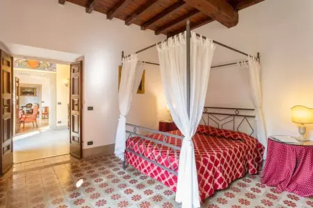Villa Eugenia - 10 chambres, piscine et sauna en Toscane : photo 22