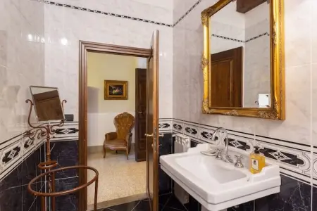 Villa Eugenia - 10 chambres, piscine et sauna en Toscane : photo 42