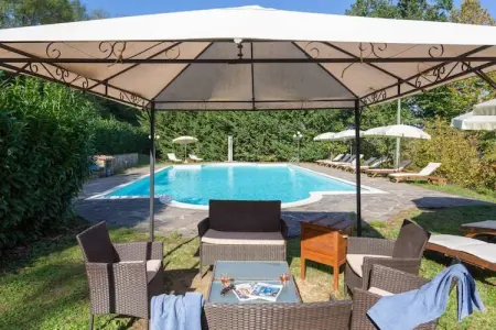Villa Eugenia - 10 chambres, piscine et sauna en Toscane : photo 46
