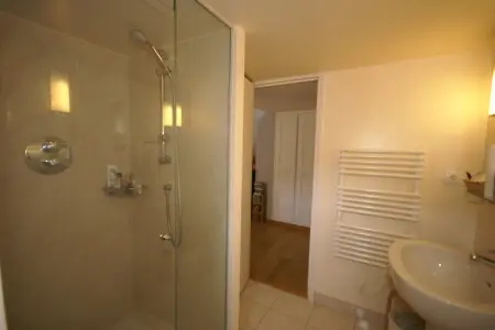 Vue mer, Villa pittoresque à Cannes avec piscine privée - Photo 15