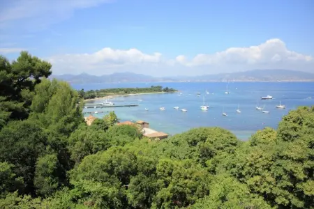 Vue mer, Villa pittoresque à Cannes avec piscine privée - Photo 35
