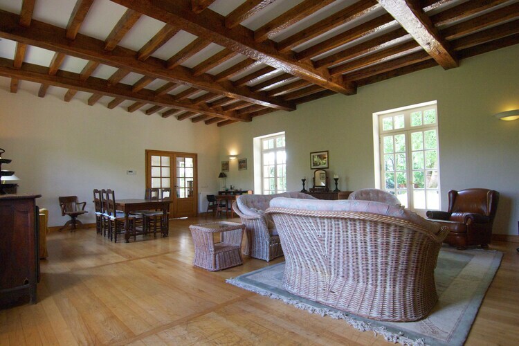 Pierre Trouée – Maison périgourdine 6P avec piscine - Photo 12