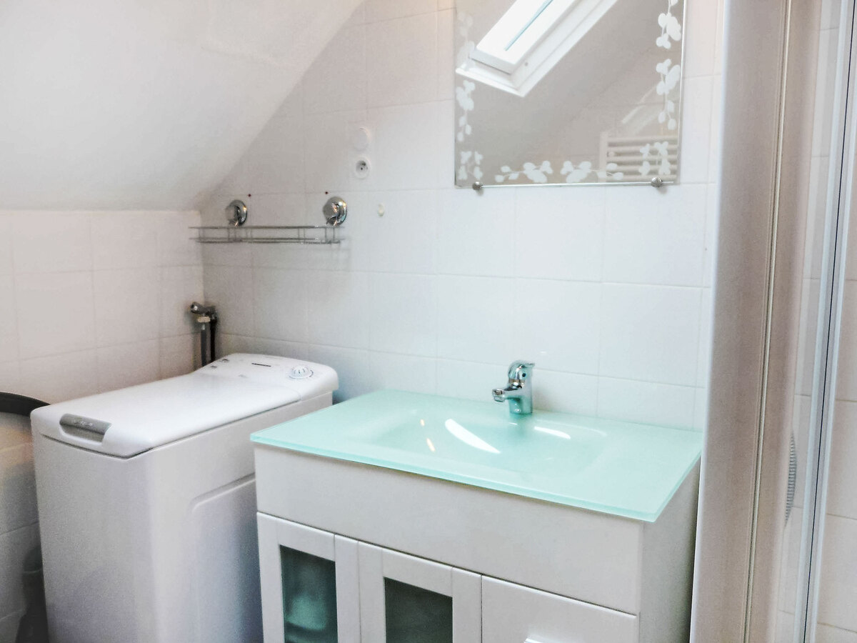 Appartement mansardé 2 chambres à Saint Malo, Paramé - Photo 16