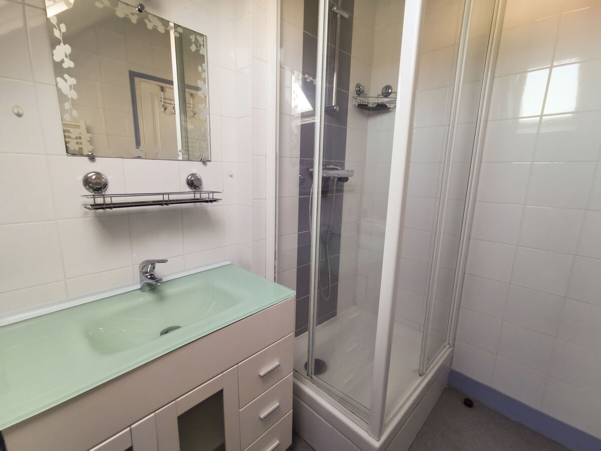 Appartement mansardé 2 chambres à Saint Malo, Paramé - Photo 18