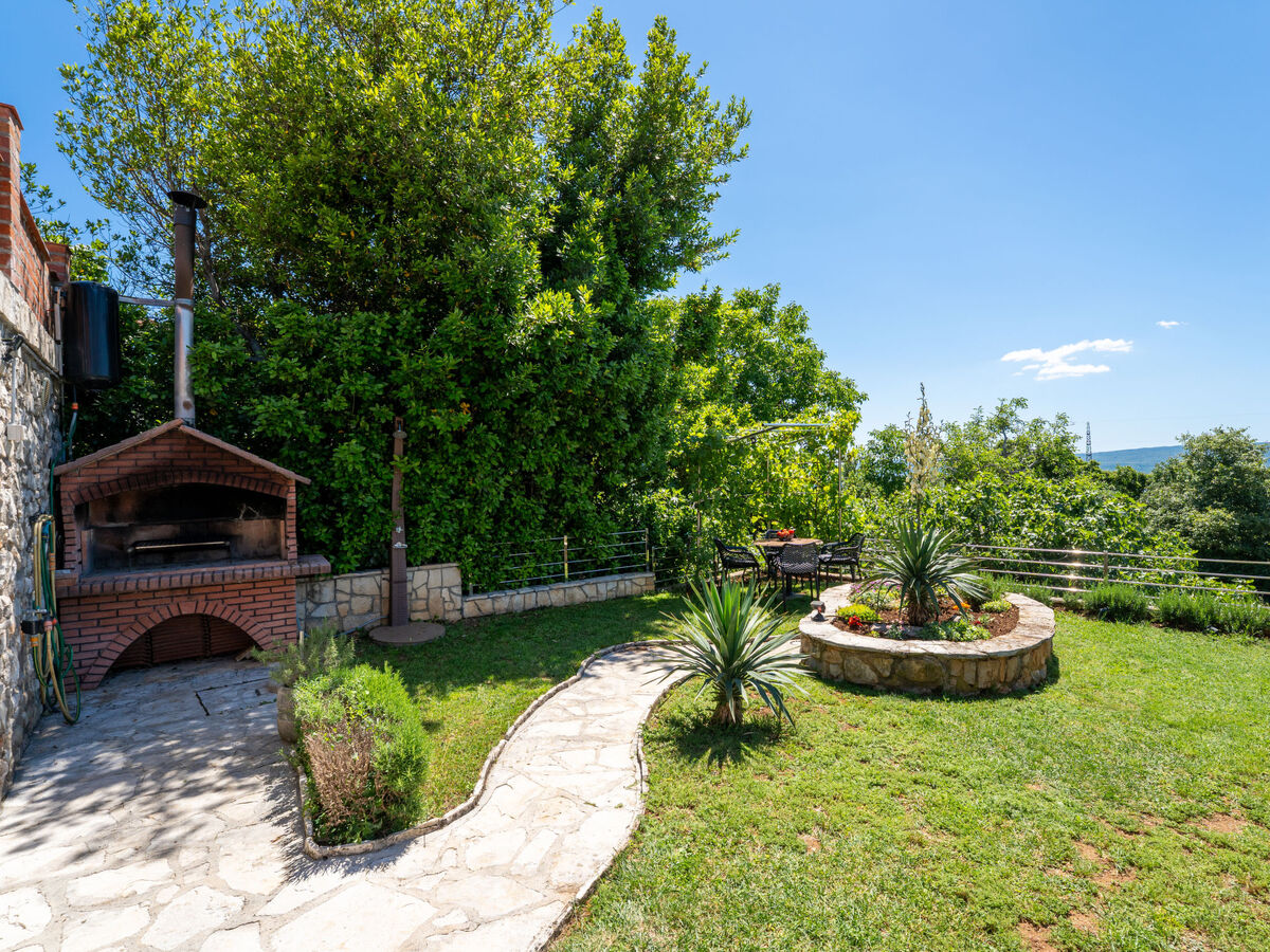 Maison Lovreno à Crikvenica, vue mer et terrasses - Photo 17