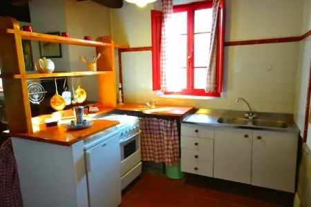Partitoio Caprioli, Chalet en pierre tranquille : photo 3