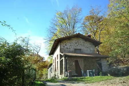 Partitoio Caprioli, Chalet en pierre tranquille : photo 7
