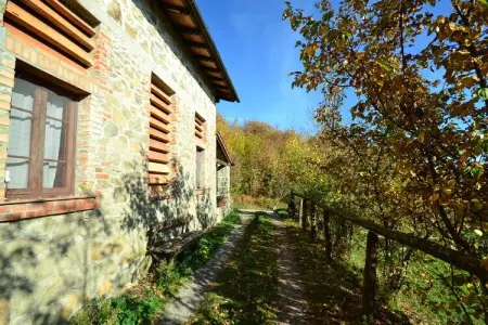 Partitoio Caprioli, Chalet en pierre tranquille : photo 11