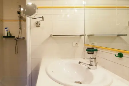 Les Raneaux : maison 12 pers., piscine chauffée et jeux : photo 25