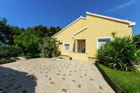 Villa Luna, Villa exquise avec piscine privée à Zadar - Photo 6