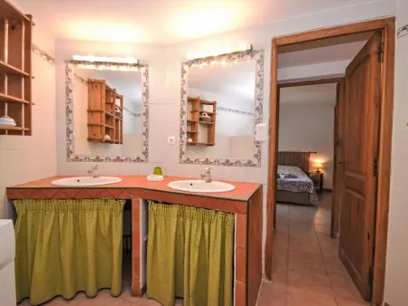Kerkor : appartement 2 pièces avec piscine à Fuveau : photo 14