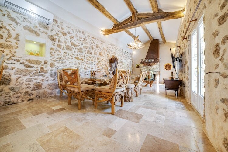 Villa Les Arcs-sur-Argens, pierre et piscine privée - Photo 2