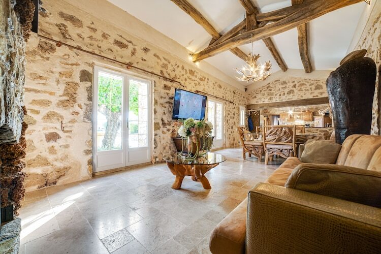 Villa Les Arcs-sur-Argens, pierre et piscine privée - Photo 10