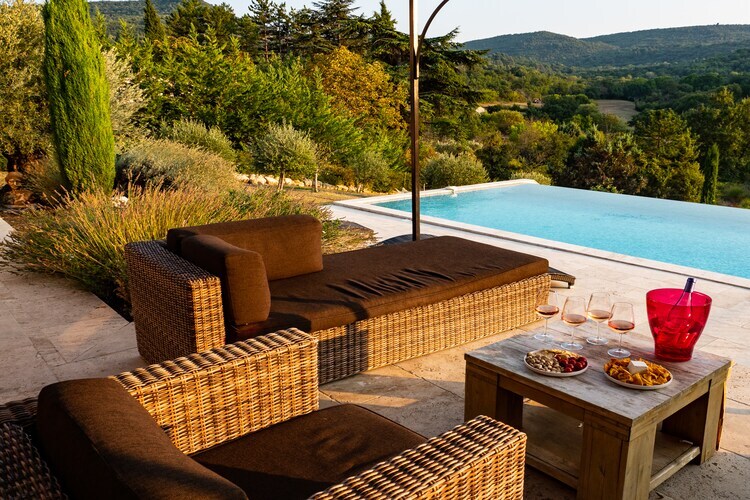 La Colline de Rêve : villa 6 chambres, piscine chauffée à Apt - Photo 9