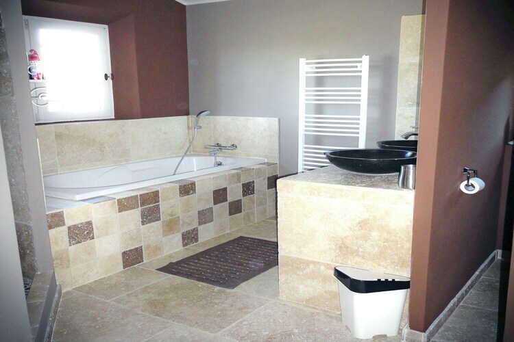 La Colline de Rêve : villa 6 chambres, piscine chauffée à Apt - Photo 29