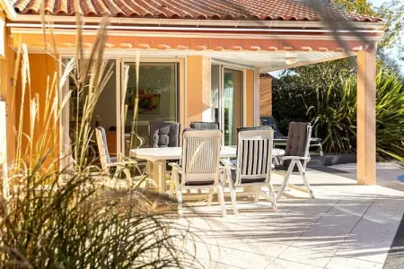 Acacia 6 with pool, Villa en France avec piscine chauffée - Photo 18