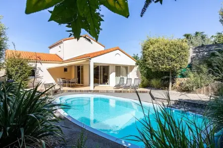 Location maison à Les Sables d’Olonne, Villa en France avec piscine privée