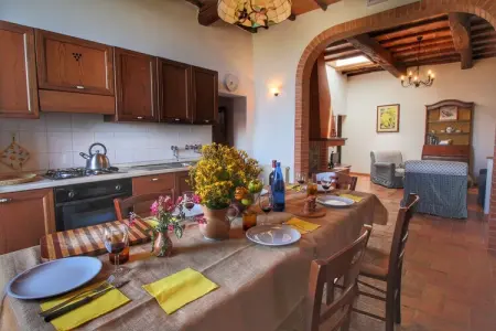 Gîte Arbia : ferme 8 pers, piscine et jardin en Toscane : photo 16