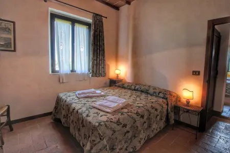 Gîte Arbia : ferme 8 pers, piscine et jardin en Toscane : photo 22