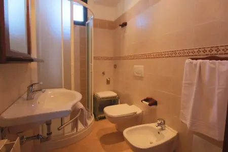 Gîte Arbia : ferme 8 pers, piscine et jardin en Toscane : photo 24