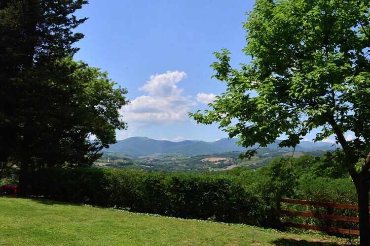 Casa Argento, villa avec piscine panoramique à Fabriano - Photo 37