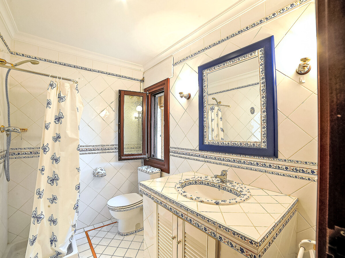 Villa St Anthony – 980 m², piscine et vue mer panoramique à Javea - Photo 32