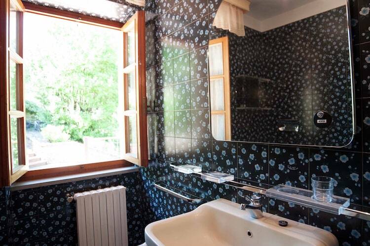 Villa Stia – 6 chambres, piscine chauffée et vue sur la vallée - Photo 34