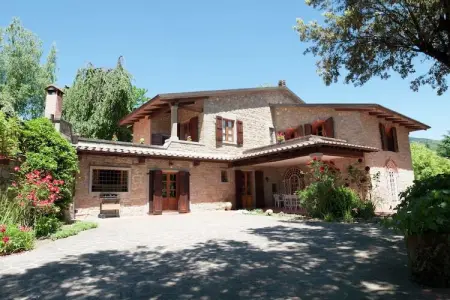 Villa Stia – 6 chambres, piscine chauffée et vue sur la vallée : photo 4