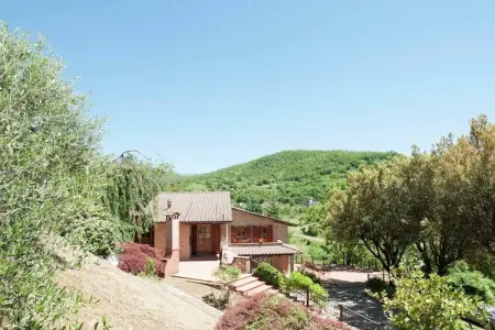 Villa Stia – 6 chambres, piscine chauffée et vue sur la vallée : photo 7