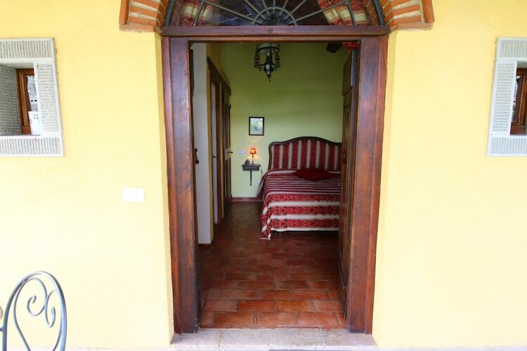 Chalet indépendant en Toscane avec piscine commune - Photo 16