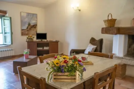 Il Bosco, Appartement attrayant à Collesalvetti avec jardin - Photo 6