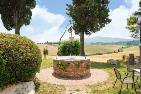 Il Bosco, Appartement attrayant à Collesalvetti avec jardin - Photo 11