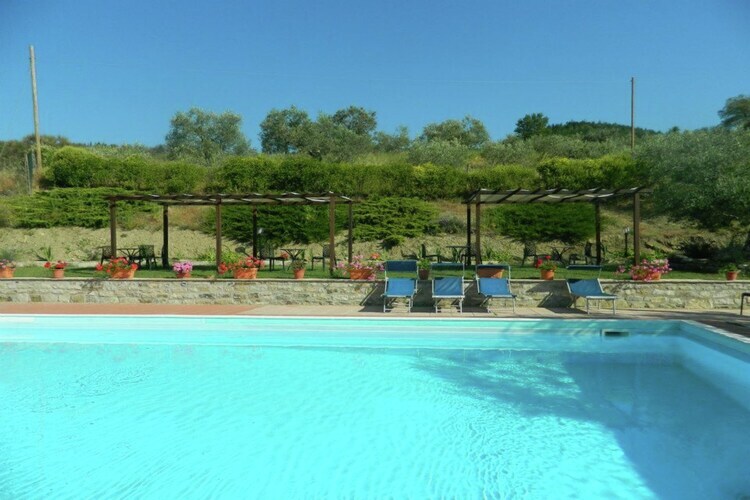 La Pergola, gîte pour 2 avec piscine en Ombrie - Photo 16