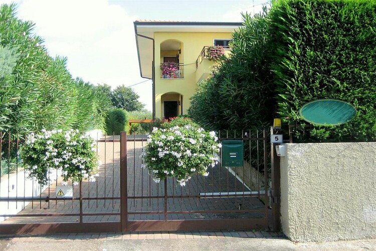 Argentina Quattro à Lazise : appartement avec piscine - Photo 5