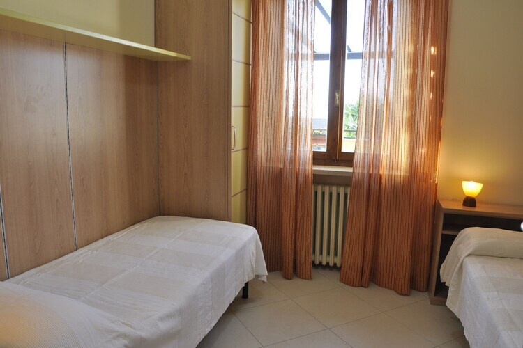 Argentina Quattro à Lazise : appartement avec piscine - Photo 17