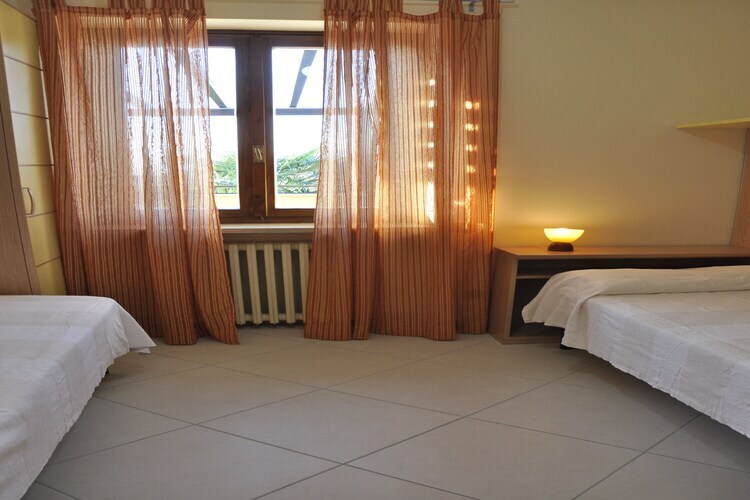Argentina Quattro à Lazise : appartement avec piscine - Photo 18