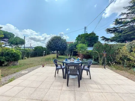 Appartement L'Océan à Vaux sur Mer, 1 km de la plage : photo 17