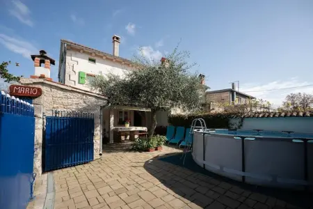 Vieille maison de vacances à Peresiji avec piscine - Photo 7