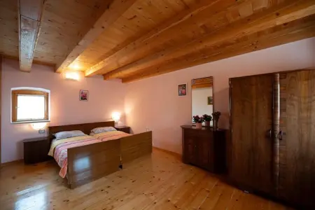 Vieille maison de vacances à Peresiji avec piscine - Photo 12
