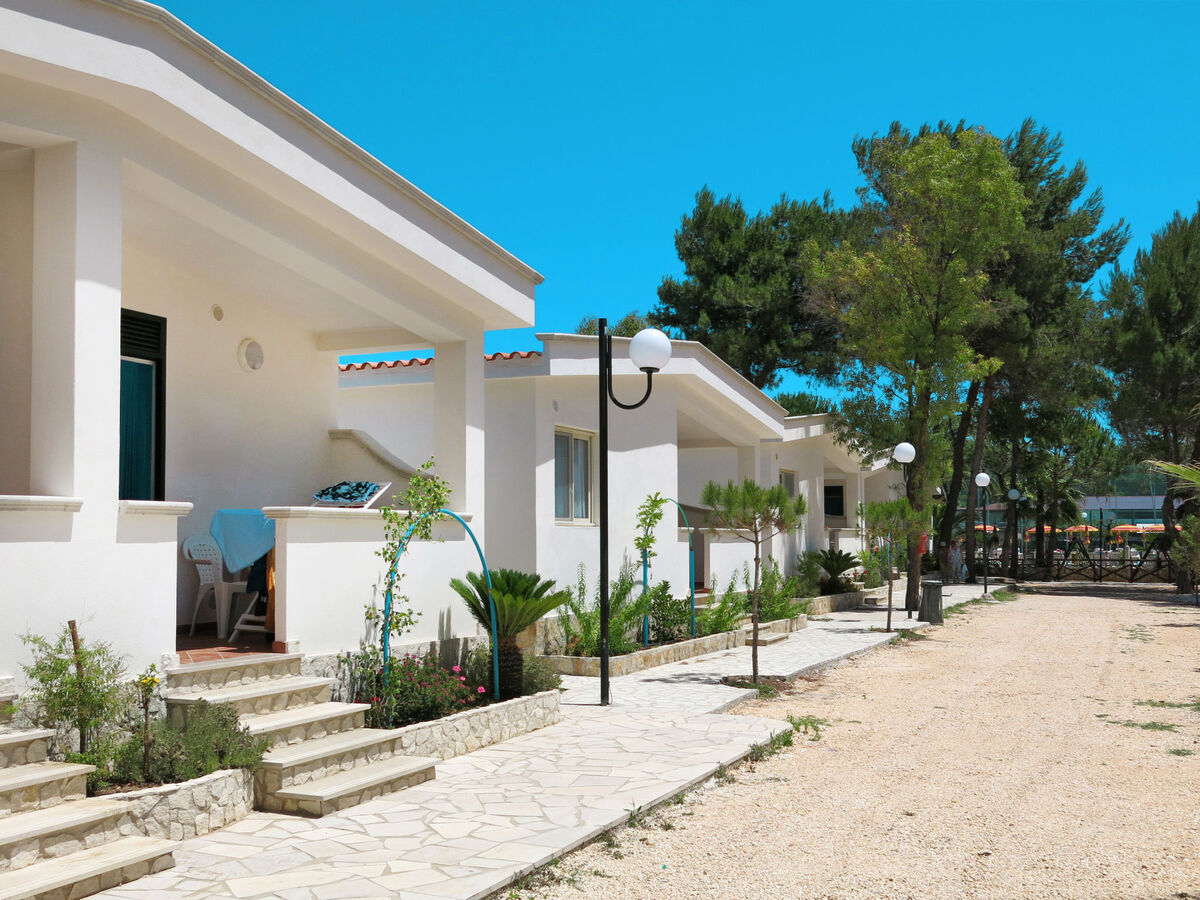 Maison Villaggio San Pablo, 150 m de la mer à Vieste - Photo 2