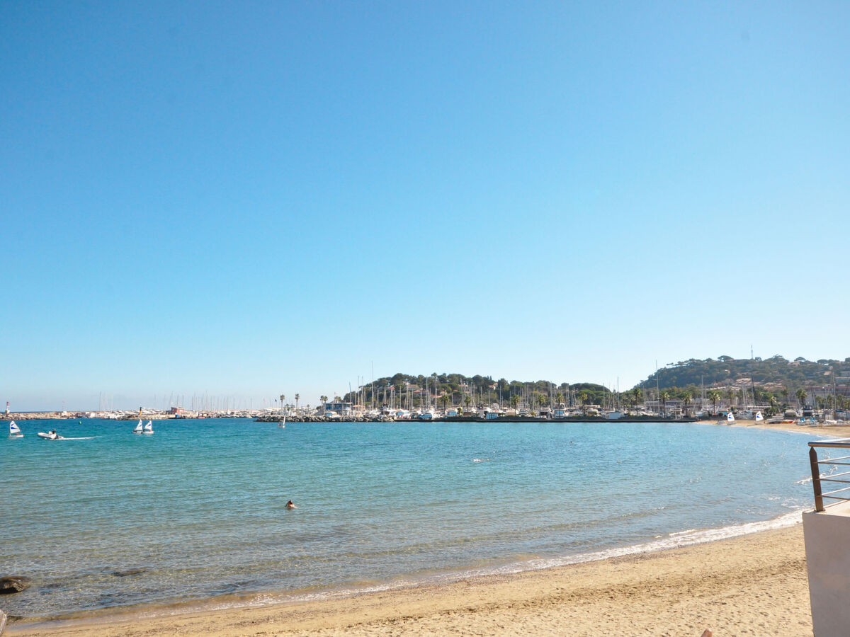 Studio Antares avec terrasse 30 m² à Cavalaire - Photo 25
