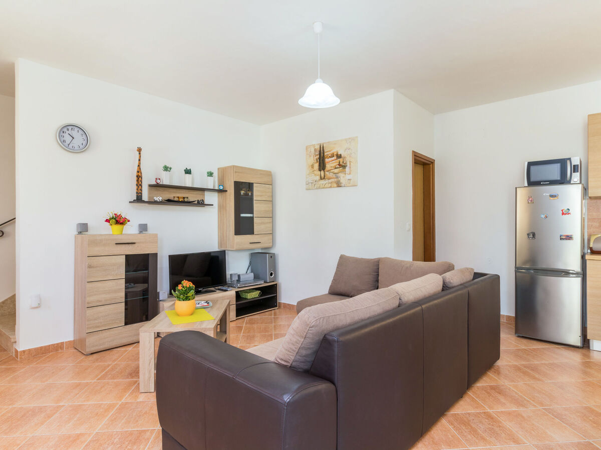 Antoni – Maison 6 pers. avec piscine privée à Pićan - Photo 8