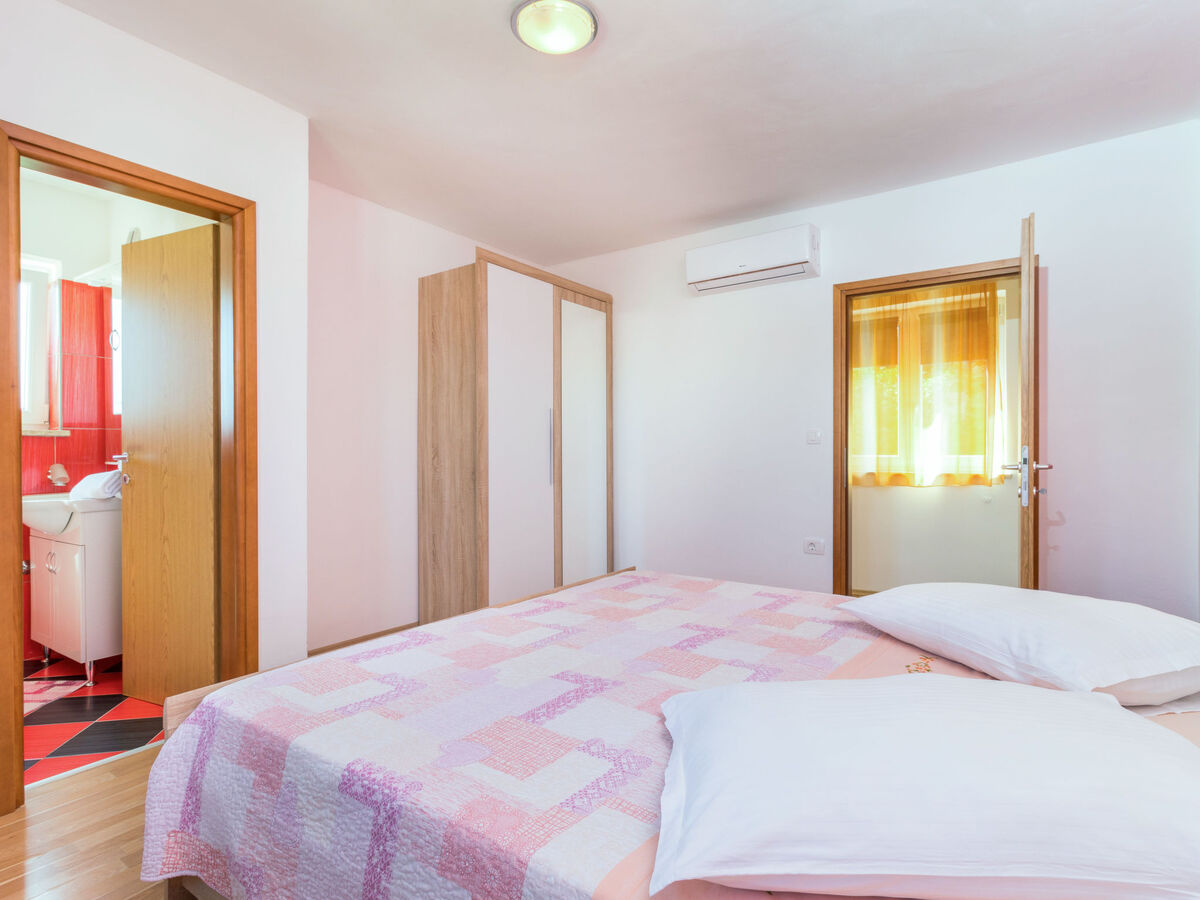 Antoni – Maison 6 pers. avec piscine privée à Pićan - Photo 15