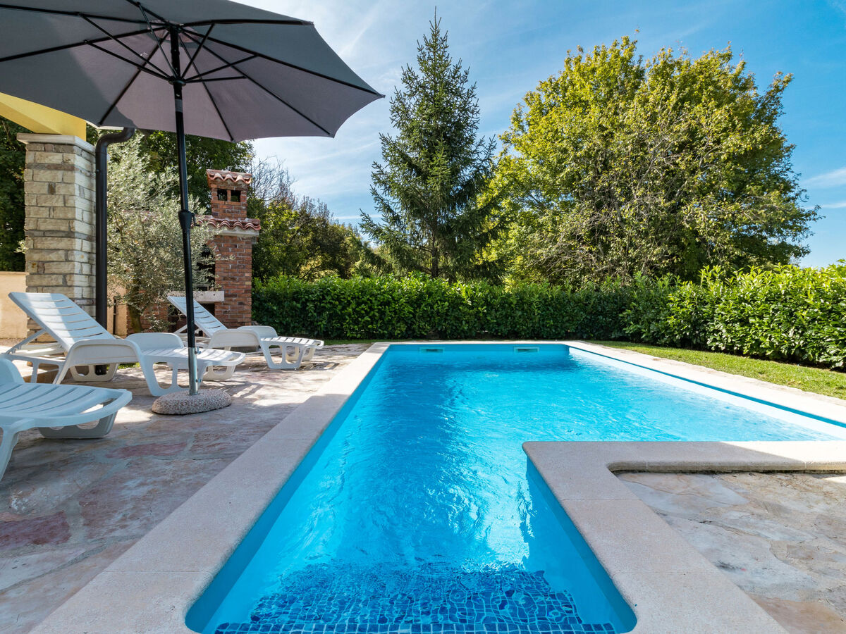 Antoni – Maison 6 pers. avec piscine privée à Pićan - Photo 21